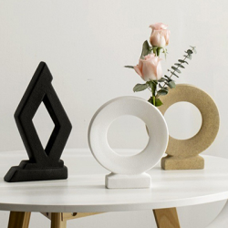 Decorative porcelain: vases, art jars, etc